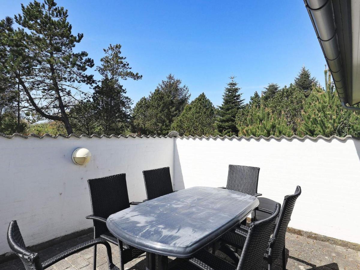 8 Person Holiday Home In Bl Vand Blåvand Exterior photo